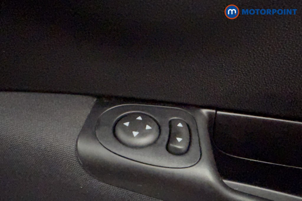 Fiat 500 1.0 Mild Hybrid 3Dr Manual Petrol-Electric Hybrid Hatchback - Stock Number (1569648) - 16th supplementary image