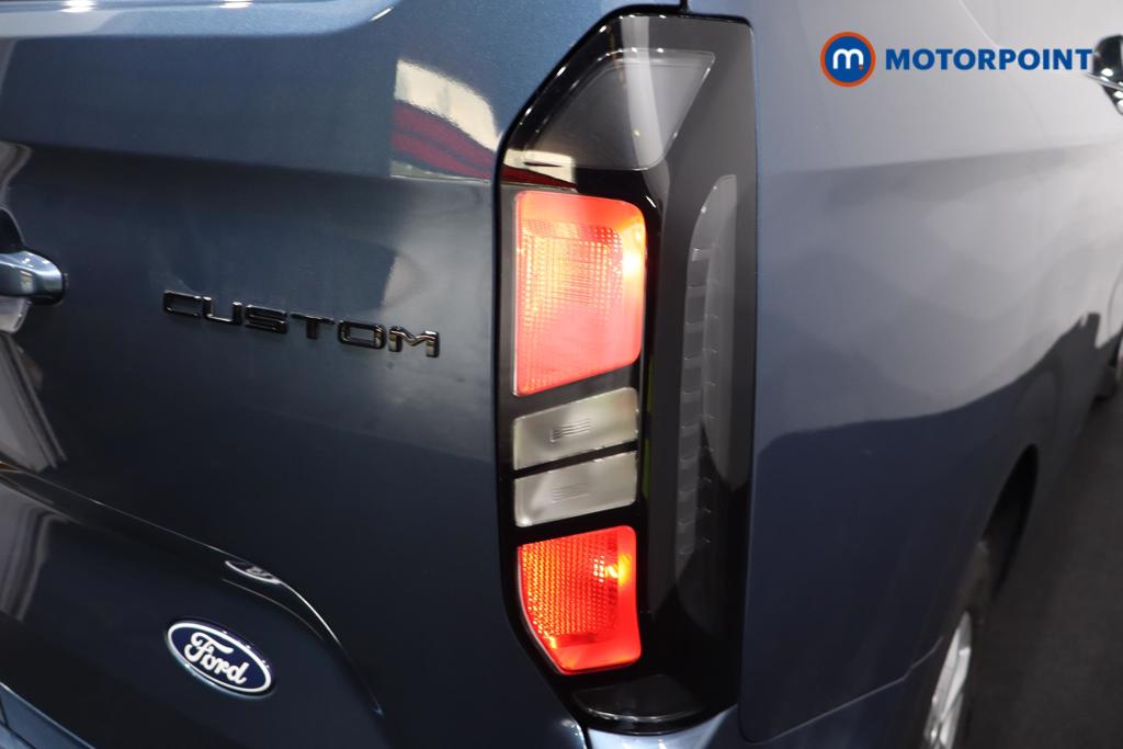 Ford Transit Custom Limited Automatic Diesel Panel Van - Stock Number (1570107) - 25th supplementary image