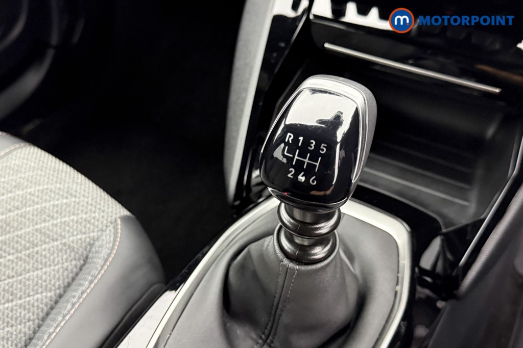 Peugeot 2008 Allure Manual Petrol SUV - Stock Number (1570159) - 11th supplementary image