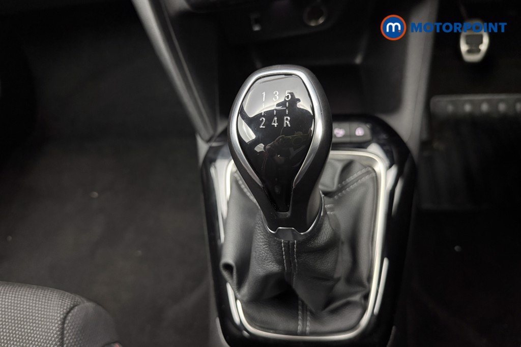 Vauxhall Corsa GS Manual Petrol Hatchback - Stock Number (1571337) - 6th supplementary image