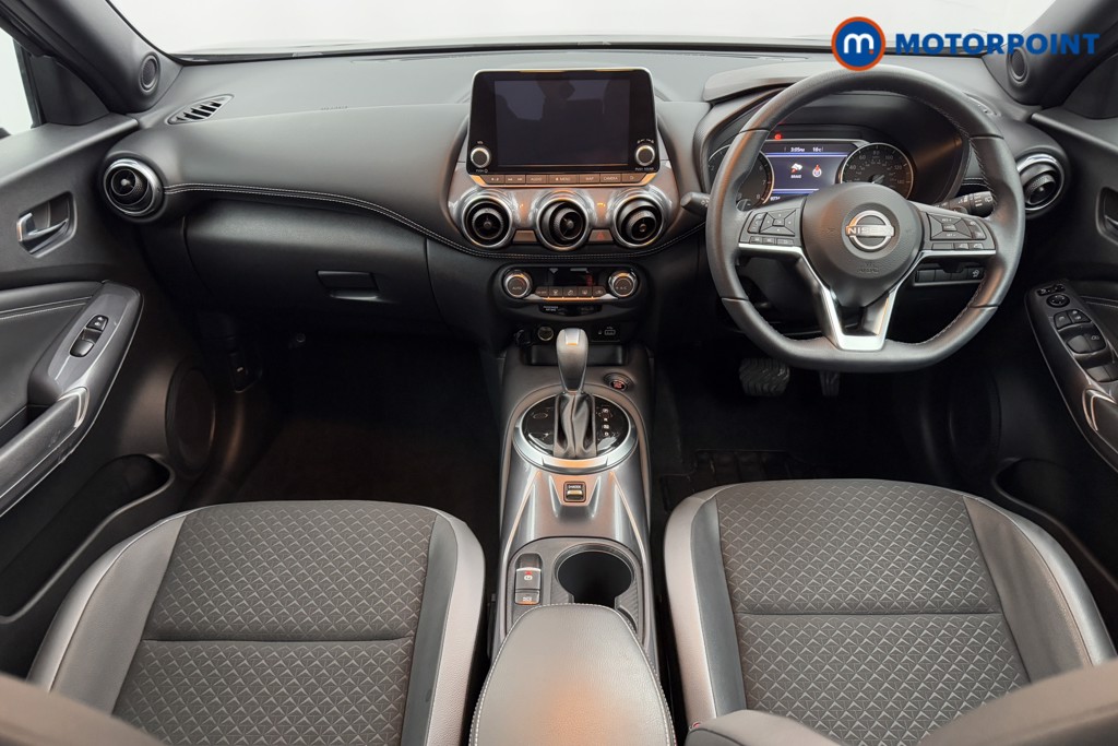 Nissan Juke N-Connecta Automatic Petrol SUV - Stock Number (1572640) - 2nd supplementary image