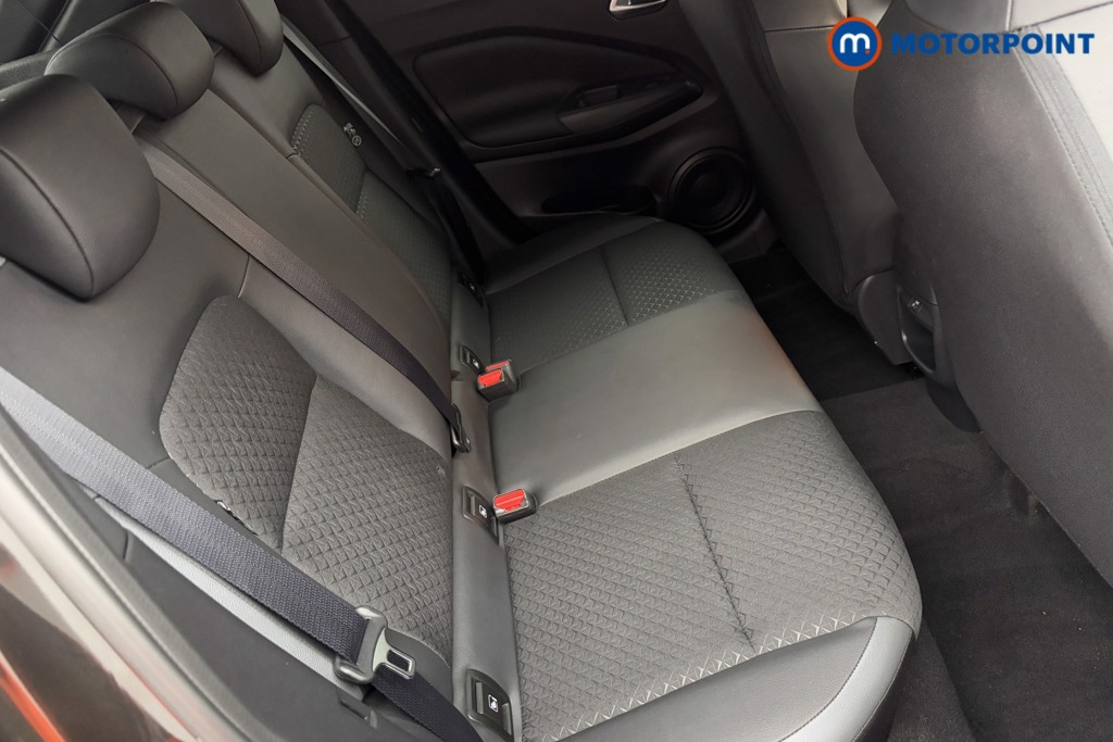 Nissan Juke N-Connecta Automatic Petrol SUV - Stock Number (1572640) - 23rd supplementary image