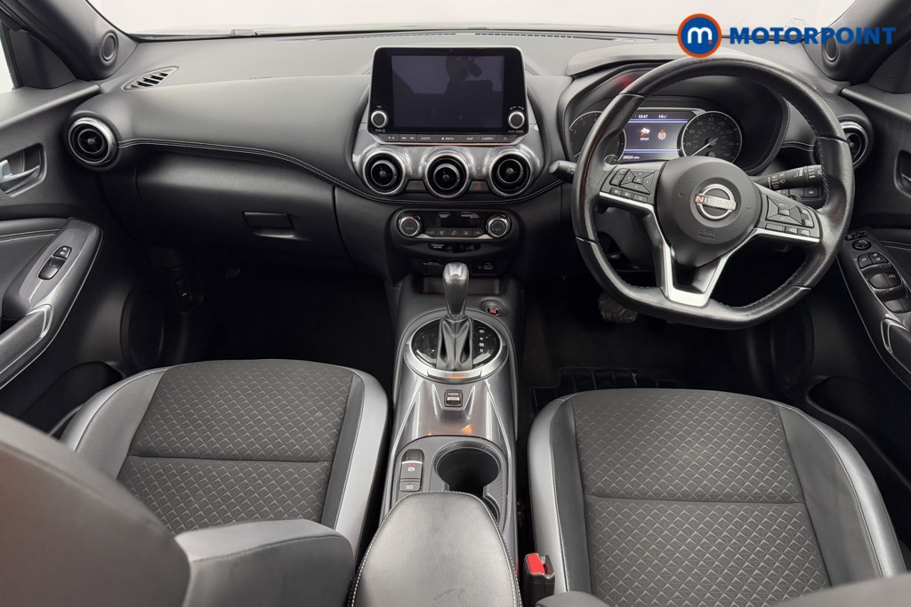 Nissan Juke N-Connecta Automatic Petrol SUV - Stock Number (1572669) - 2nd supplementary image
