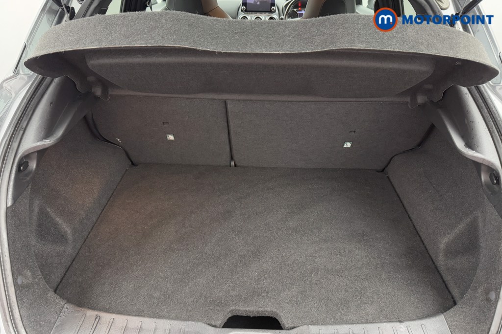 Nissan Juke N-Connecta Automatic Petrol SUV - Stock Number (1572669) - 24th supplementary image