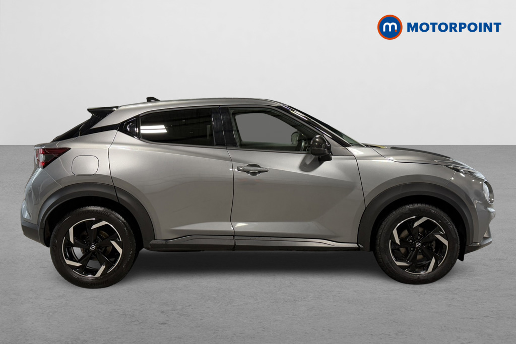 Nissan Juke N-Connecta Automatic Petrol SUV - Stock Number (1572669) - Drivers side