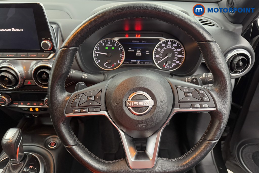 Nissan Juke N-Connecta Automatic Petrol SUV - Stock Number (1572673) - 3rd supplementary image