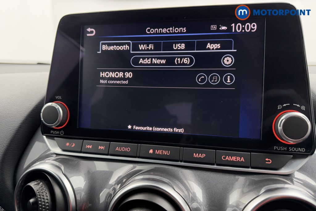 Nissan Juke N-Connecta Automatic Petrol SUV - Stock Number (1572673) - 9th supplementary image