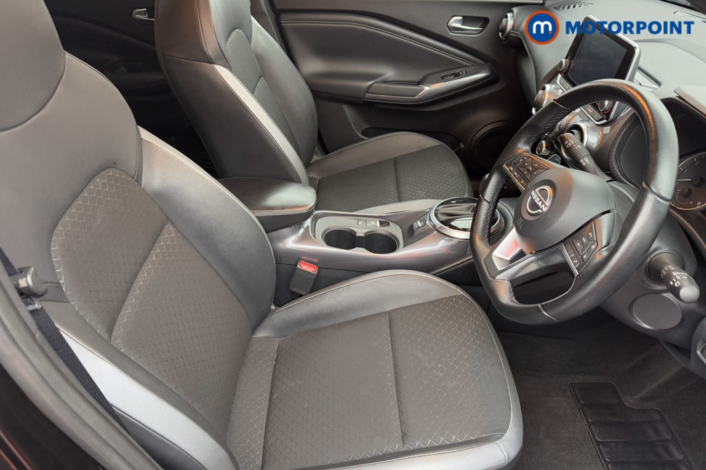 Nissan Juke N-Connecta Automatic Petrol SUV - Stock Number (1572673) - 19th supplementary image