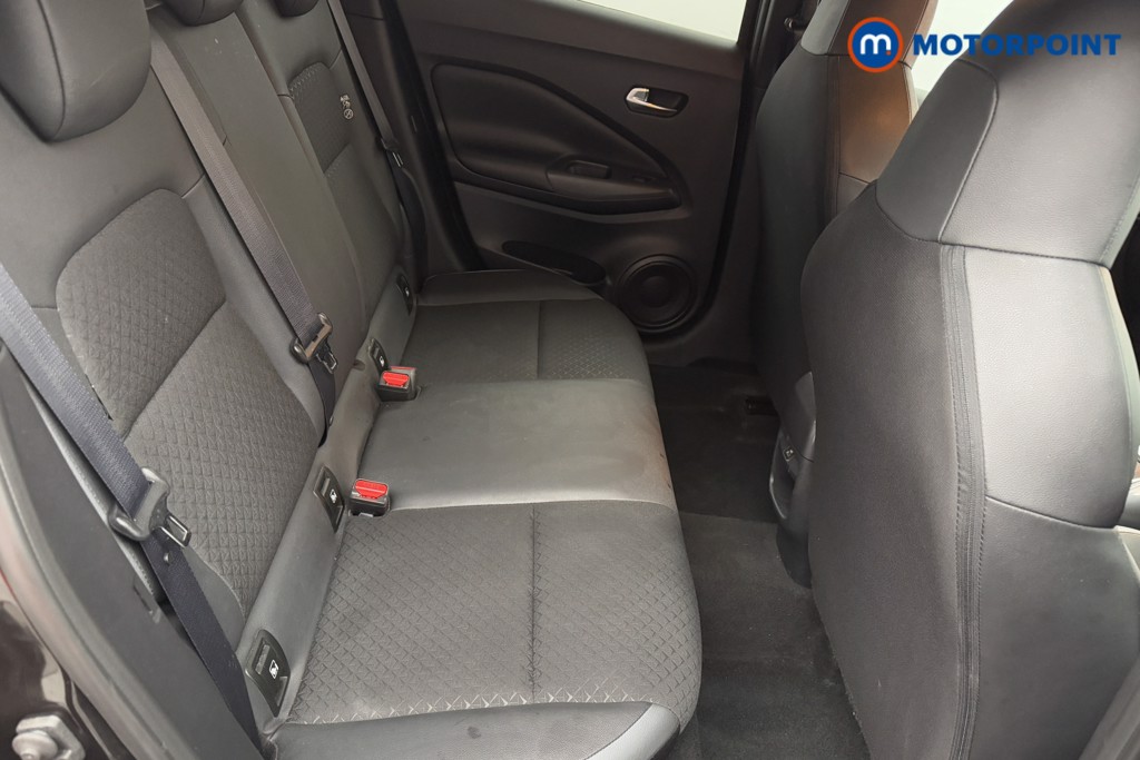 Nissan Juke N-Connecta Automatic Petrol SUV - Stock Number (1572673) - 21st supplementary image