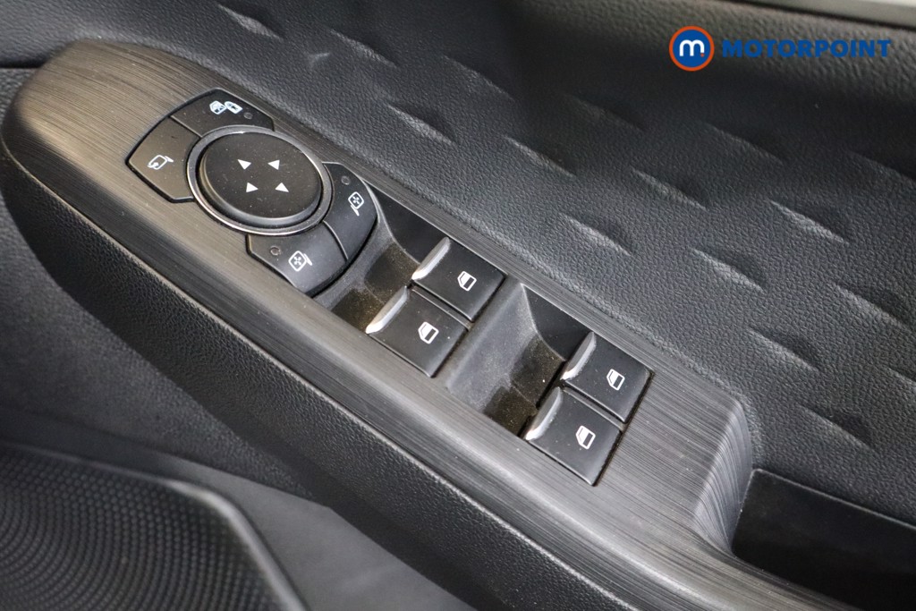 Ford Transit Custom Limited Manual Diesel Panel Van - Stock Number (1572790) - 9th supplementary image