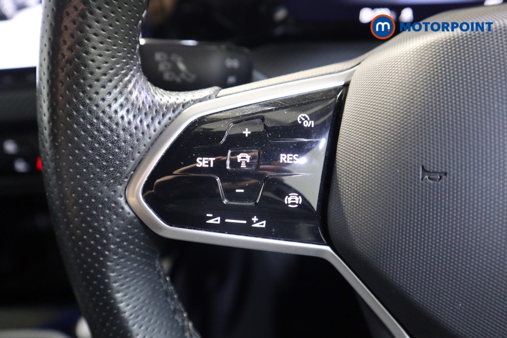 Volkswagen Golf R-Line Manual Diesel Estate - Stock Number (1572832) - 3rd supplementary image