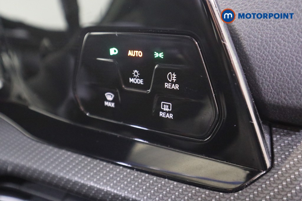 Volkswagen Golf R-Line Manual Diesel Estate - Stock Number (1572832) - 8th supplementary image