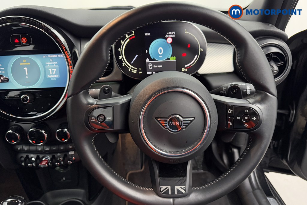 Mini Hatchback Cooper S Exclusive Automatic Petrol Hatchback - Stock Number (1573565) - 2nd supplementary image