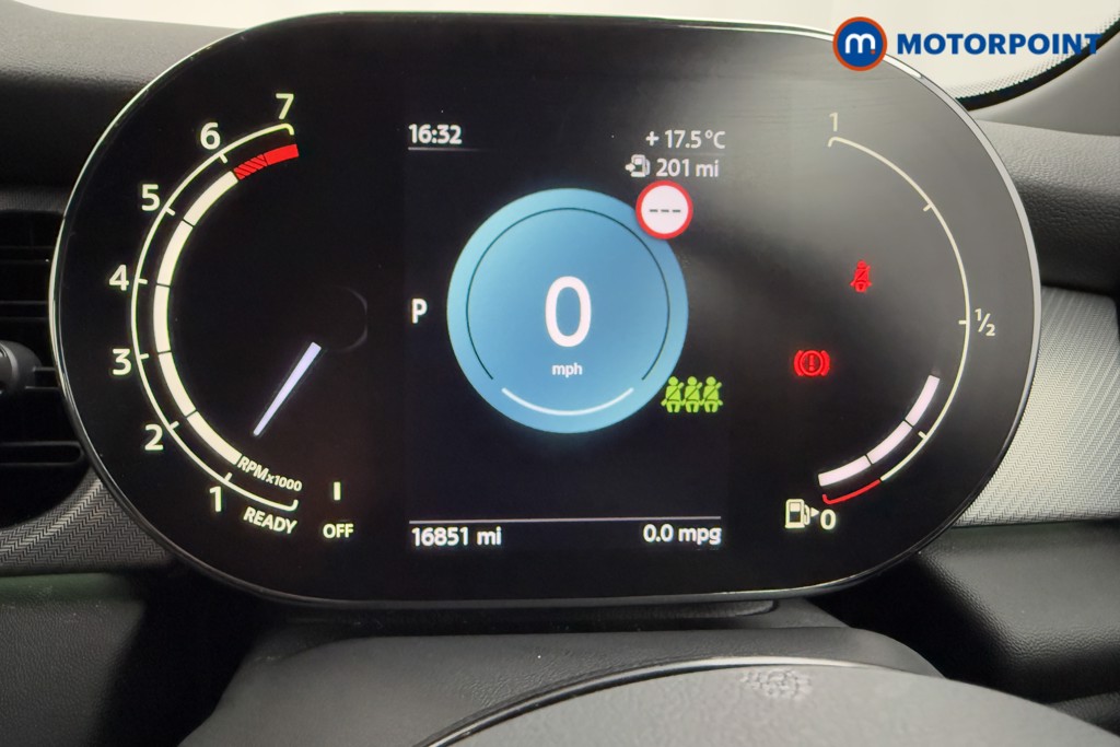Mini Hatchback Cooper S Exclusive Automatic Petrol Hatchback - Stock Number (1573565) - 5th supplementary image