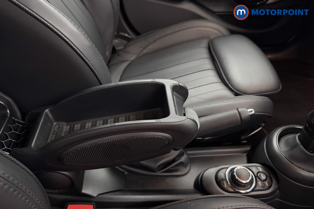 Mini Hatchback Cooper S Exclusive Automatic Petrol Hatchback - Stock Number (1573565) - 15th supplementary image