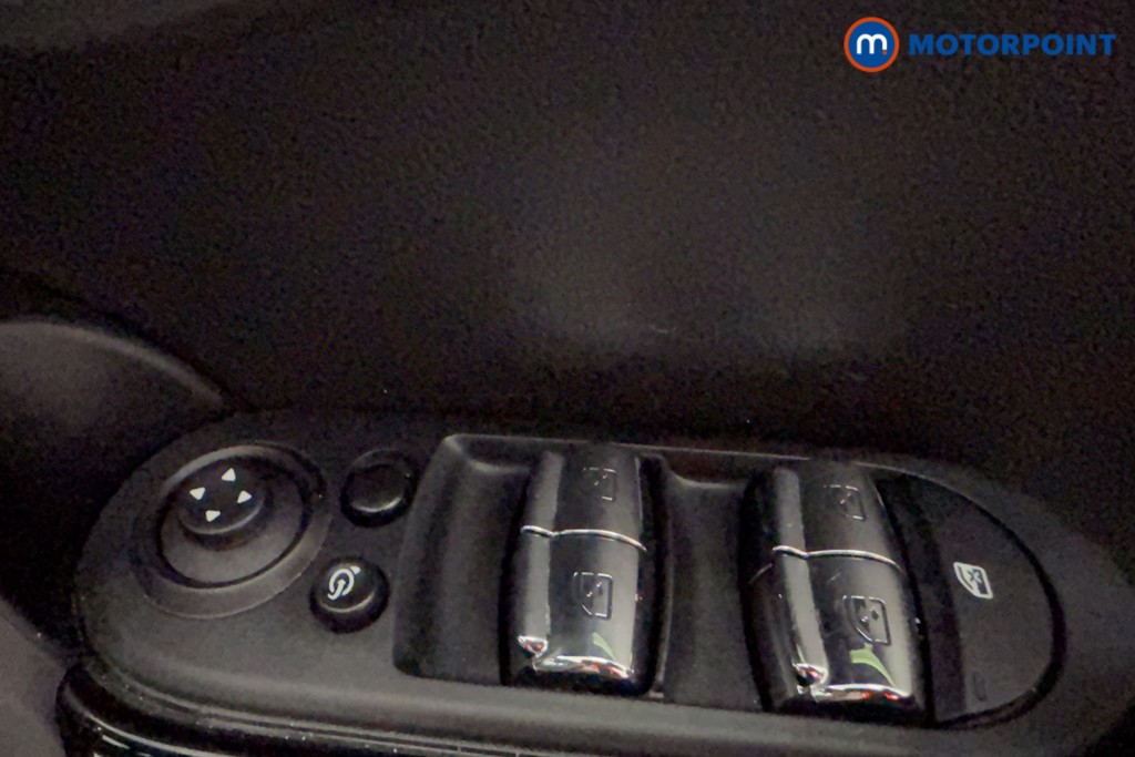 Mini Hatchback Cooper S Exclusive Automatic Petrol Hatchback - Stock Number (1573565) - 19th supplementary image