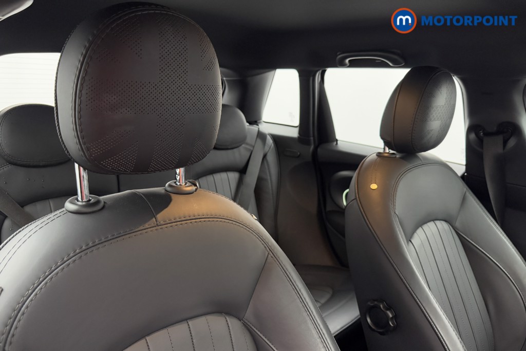 Mini Hatchback Cooper S Exclusive Automatic Petrol Hatchback - Stock Number (1573565) - 21st supplementary image