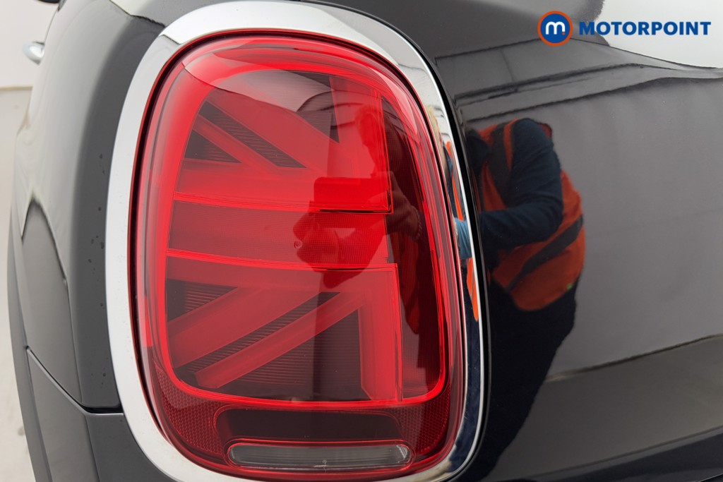 Mini Hatchback Cooper S Exclusive Automatic Petrol Hatchback - Stock Number (1573565) - 26th supplementary image