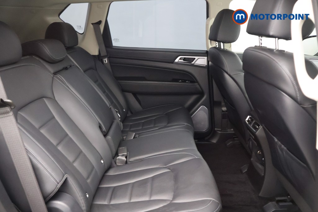 Ssangyong Rexton Ventura Automatic Diesel SUV - Stock Number (1574112) - 13th supplementary image