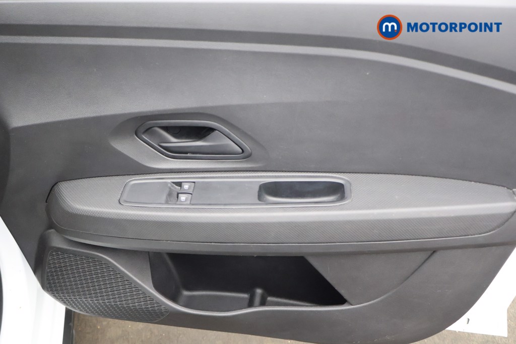 Dacia Jogger Essential Manual Petrol People Carrier - Stock Number (1574192) - 9th supplementary image