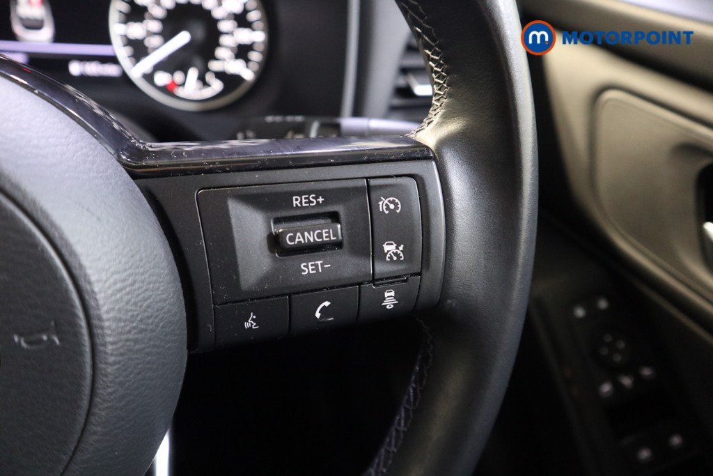 Nissan Qashqai Acenta Premium Manual Petrol SUV - Stock Number (1574482) - 4th supplementary image