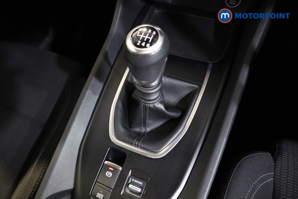 Nissan Qashqai Acenta Premium Manual Petrol SUV - Stock Number (1574482) - 8th supplementary image