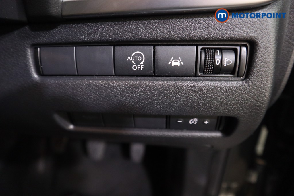 Nissan Qashqai Acenta Premium Manual Petrol SUV - Stock Number (1574482) - 9th supplementary image