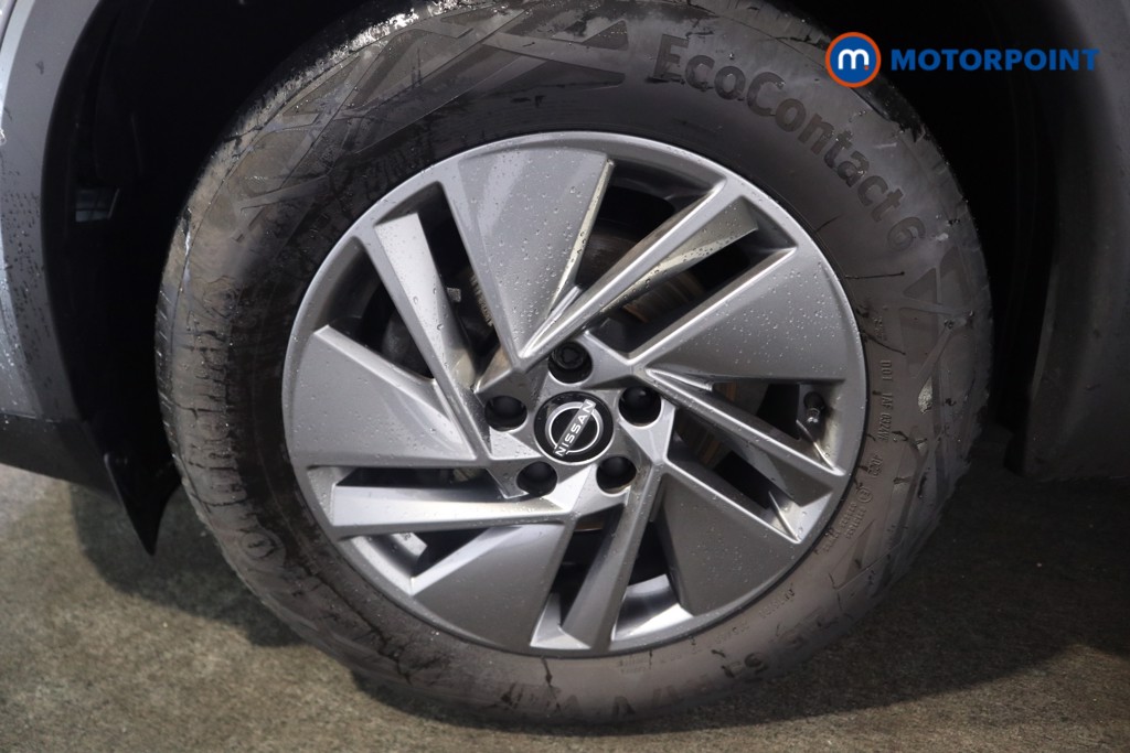 Nissan Qashqai Acenta Premium Manual Petrol SUV - Stock Number (1574482) - 16th supplementary image