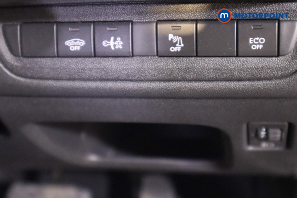 Peugeot 2008 Allure Automatic Petrol SUV - Stock Number (1575329) - 16th supplementary image