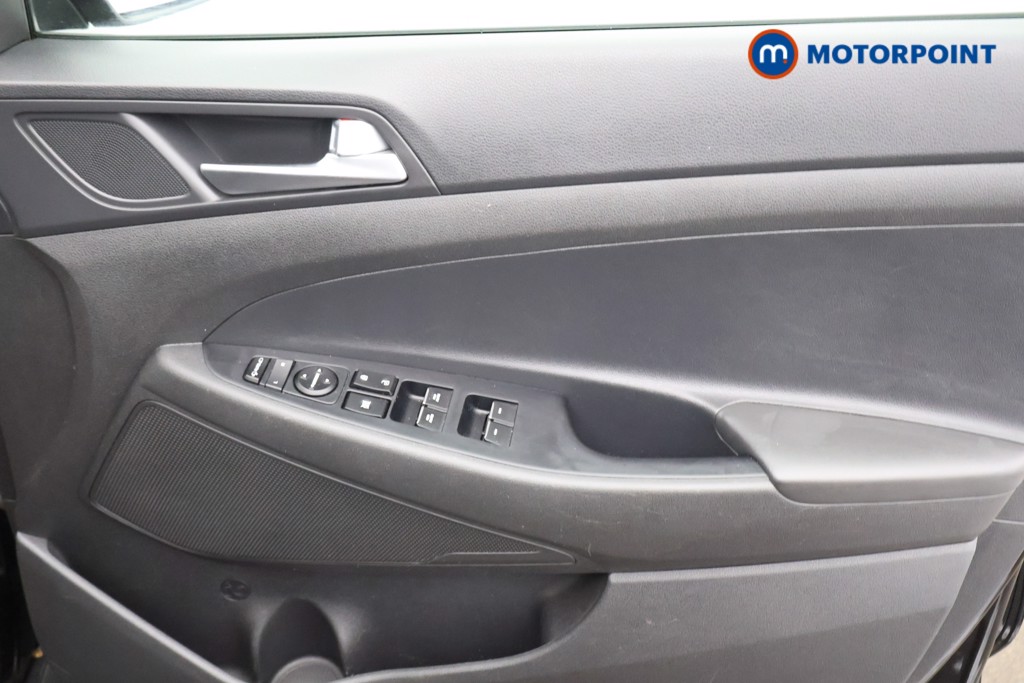 Hyundai Tucson Se Nav Manual Petrol SUV - Stock Number (1575441) - 9th supplementary image