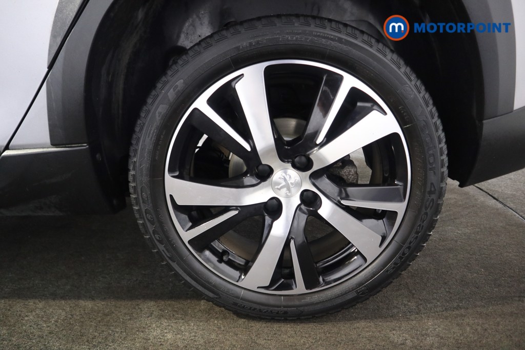 Peugeot 2008 Gt Line Manual Petrol SUV - Stock Number (1575501) - 16th supplementary image