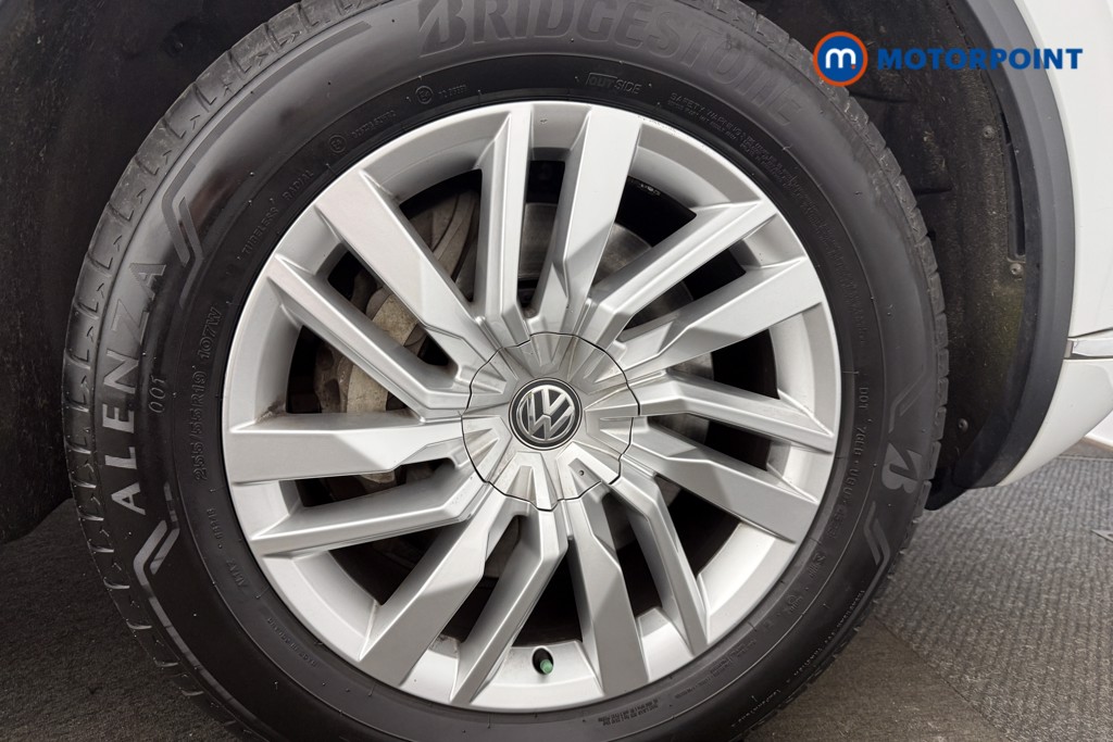 Volkswagen Touareg SEL Automatic Petrol SUV - Stock Number (1575826) - 11th supplementary image