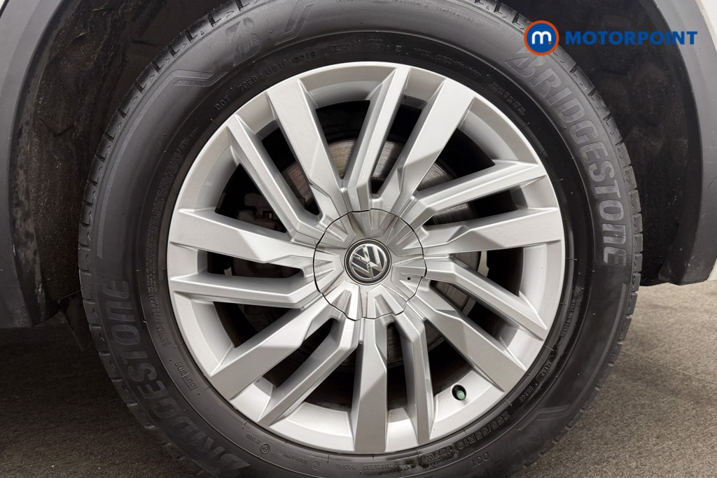 Volkswagen Touareg SEL Automatic Petrol SUV - Stock Number (1575826) - 13th supplementary image