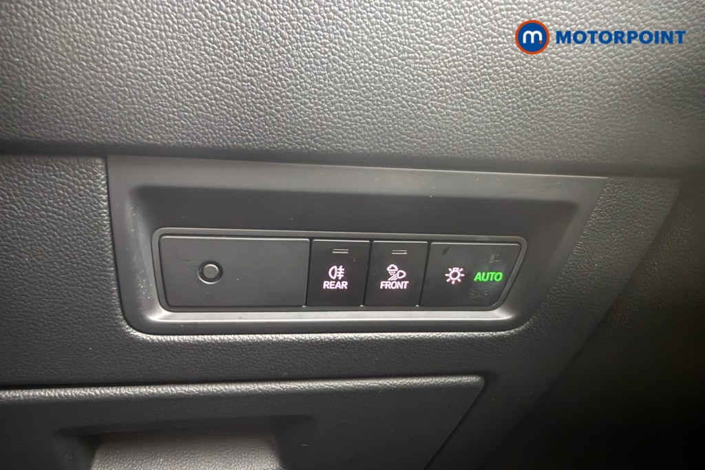 Volkswagen Touareg SEL Automatic Petrol SUV - Stock Number (1575826) - 17th supplementary image