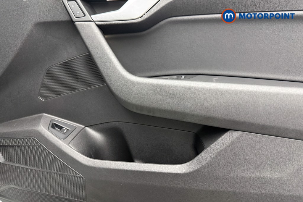 Volkswagen Touareg SEL Automatic Petrol SUV - Stock Number (1575826) - 18th supplementary image