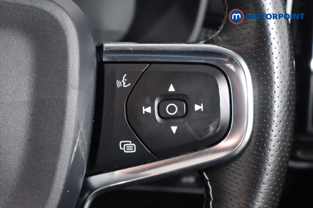 Volvo Xc40 R Design Manual Petrol SUV - Stock Number (1575918) - 8th supplementary image