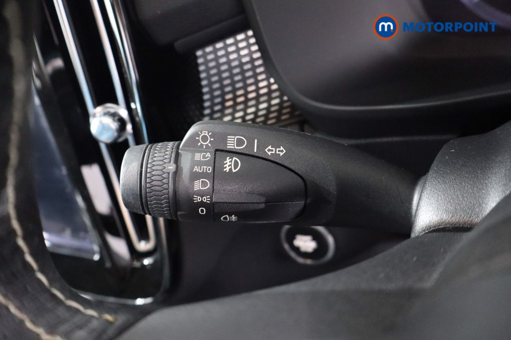 Volvo Xc40 R Design Manual Petrol SUV - Stock Number (1575918) - 20th supplementary image