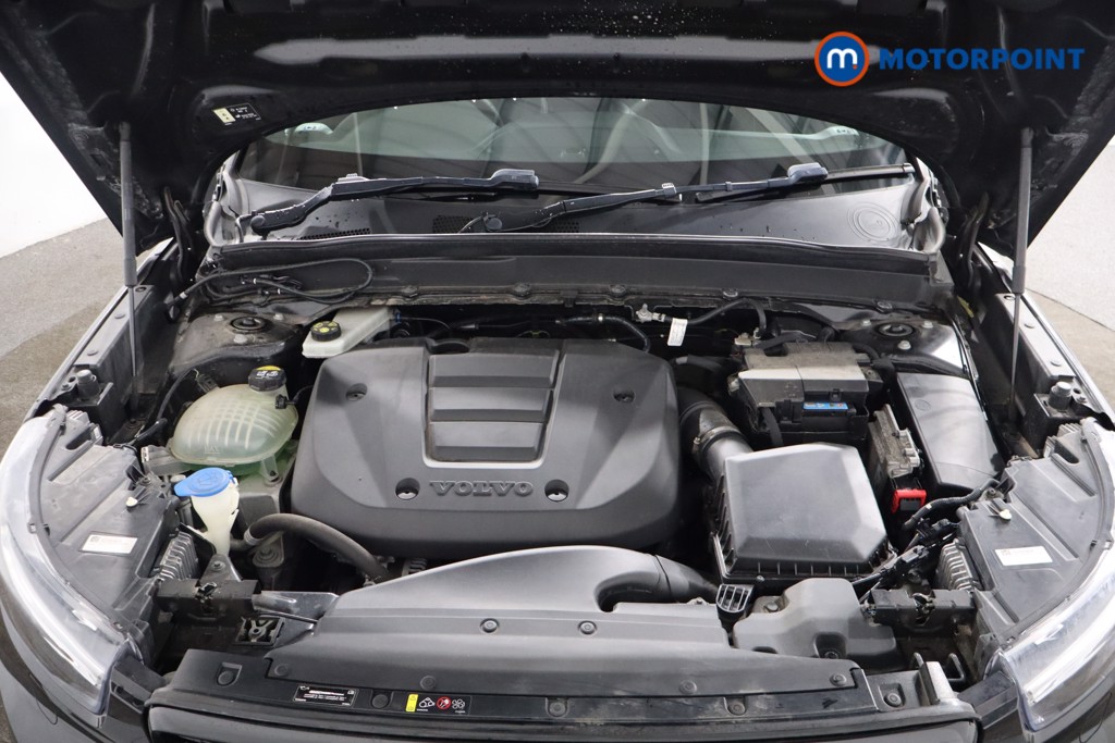 Volvo Xc40 R Design Manual Petrol SUV - Stock Number (1575918) - 32nd supplementary image