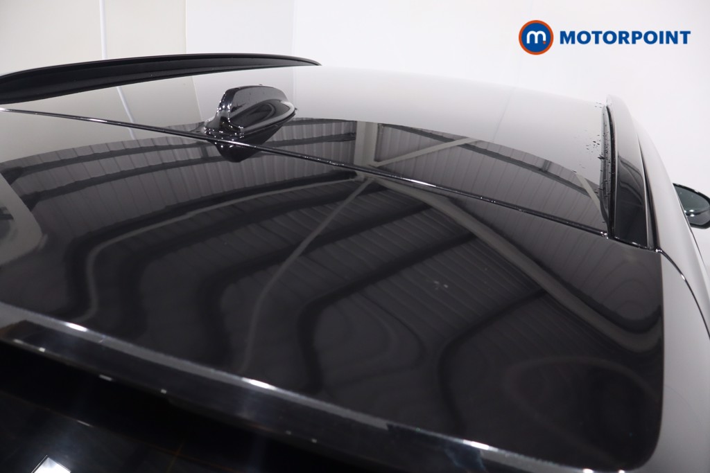 Volvo Xc40 R Design Manual Petrol SUV - Stock Number (1575918) - 33rd supplementary image