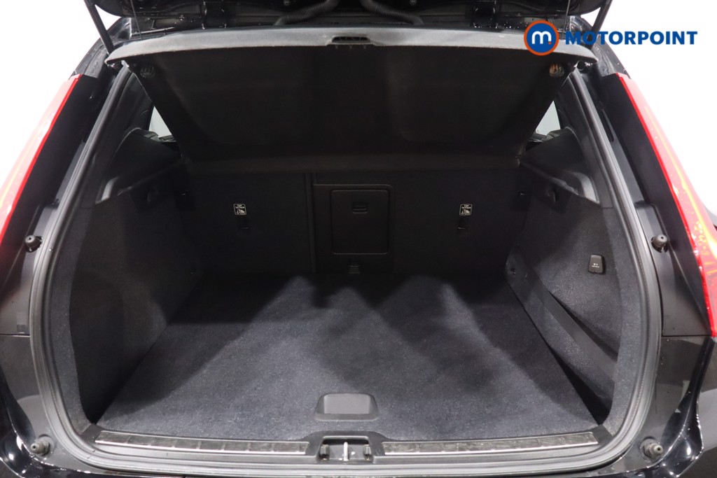 Volvo Xc40 R Design Manual Petrol SUV - Stock Number (1575918) - 37th supplementary image