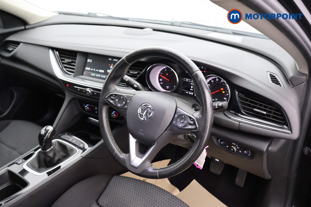 Vauxhall Insignia Se Nav Manual Diesel Hatchback - Stock Number (1576016) - 10th supplementary image
