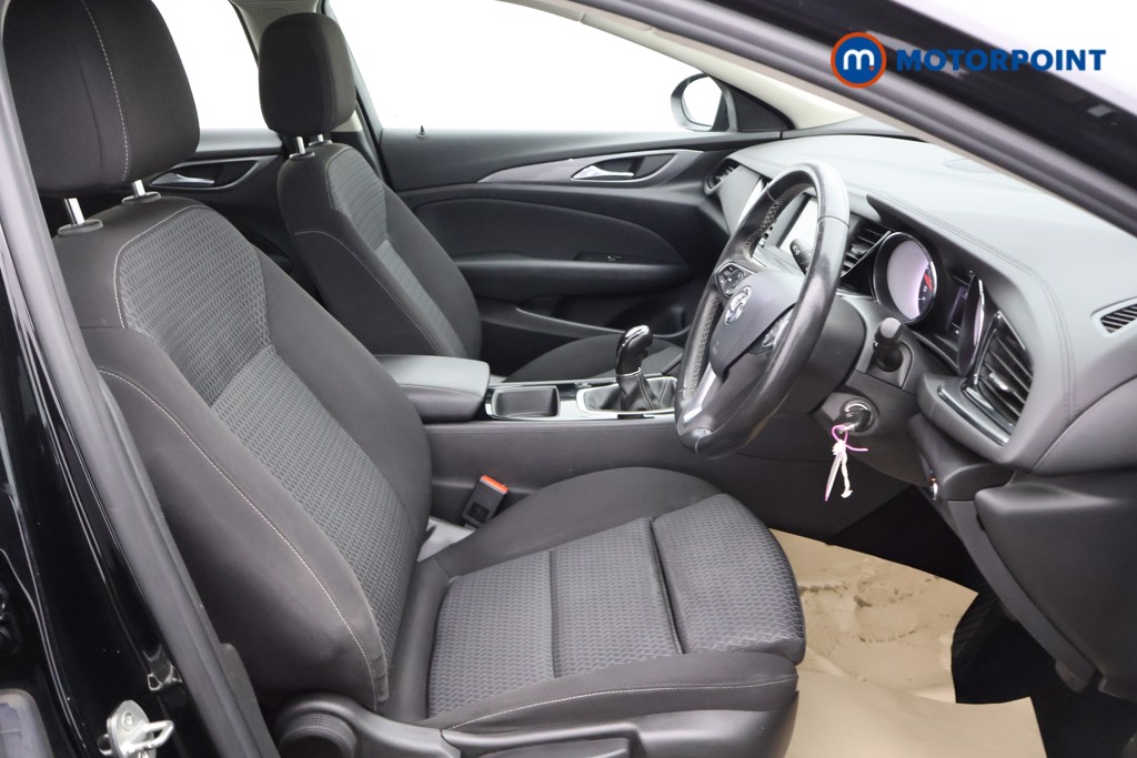 Vauxhall Insignia Se Nav Manual Diesel Hatchback - Stock Number (1576016) - 11th supplementary image