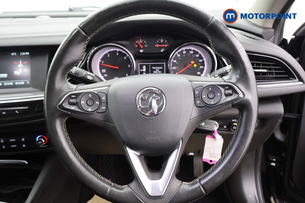 Vauxhall Insignia Se Nav Manual Diesel Hatchback - Stock Number (1576016) - 1st supplementary image