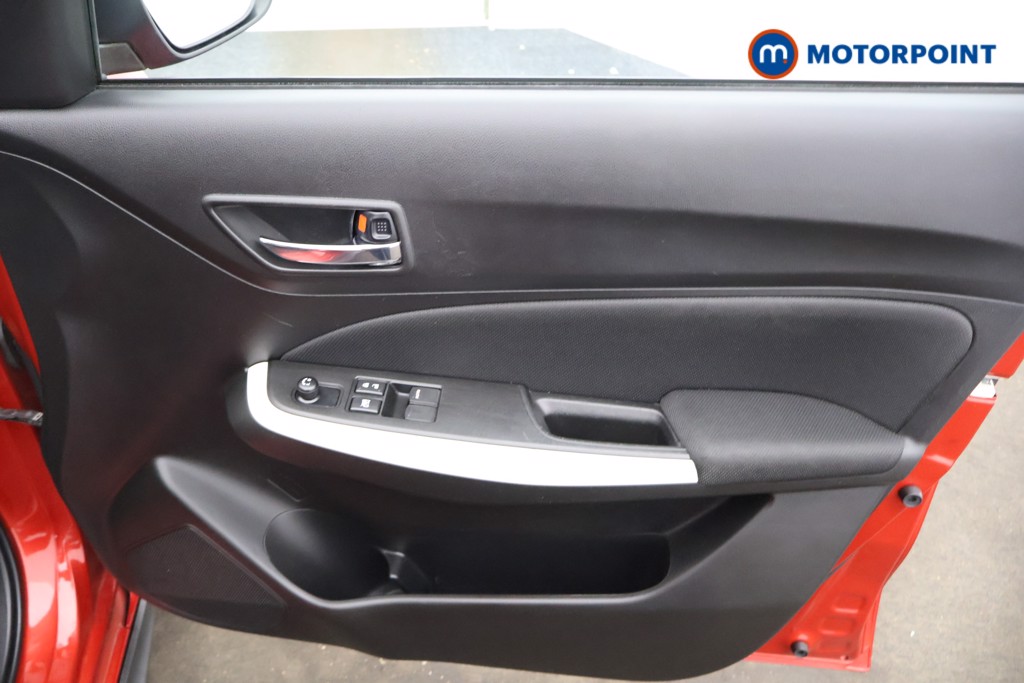 Suzuki Swift Attitude Manual Petrol Hatchback - Stock Number (1576492) - 8th supplementary image