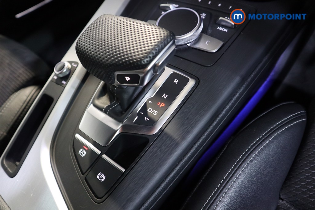 Audi A4 S Line Automatic Diesel Estate - Stock Number (1576643) - 9th supplementary image