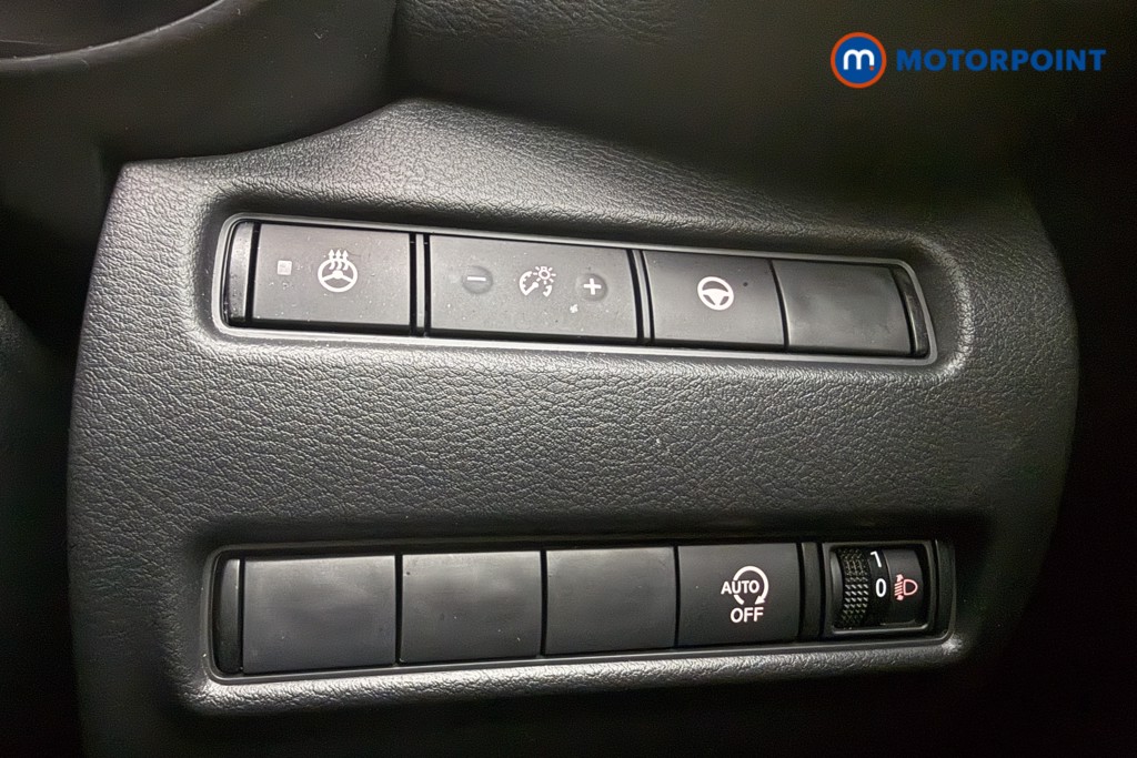 Nissan Juke Tekna Manual Petrol SUV - Stock Number (1577151) - 17th supplementary image