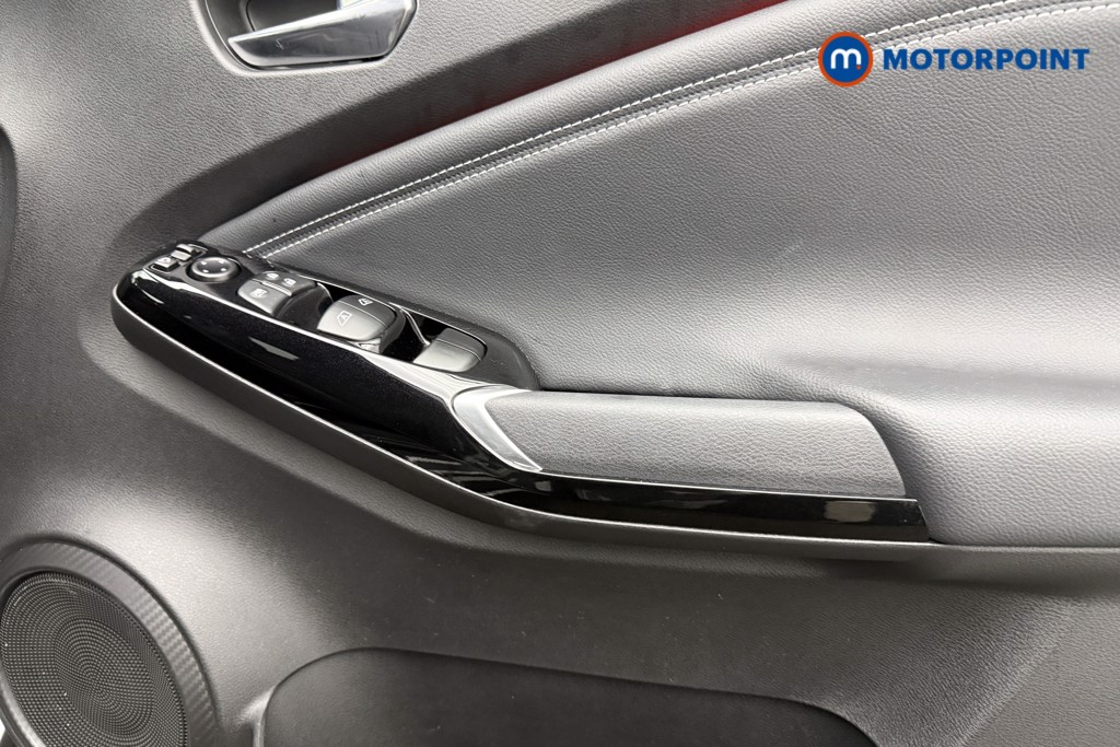 Nissan Juke Tekna Manual Petrol SUV - Stock Number (1577151) - 18th supplementary image