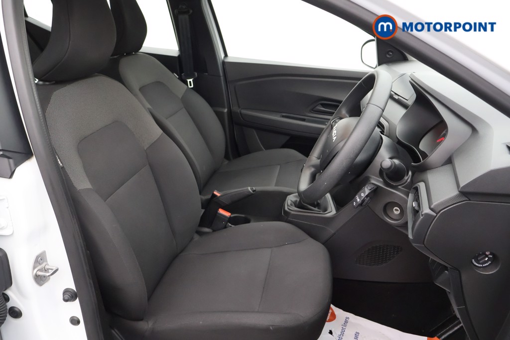 Dacia Sandero Essential Manual Petrol Hatchback - Stock Number (1577259) - 11th supplementary image