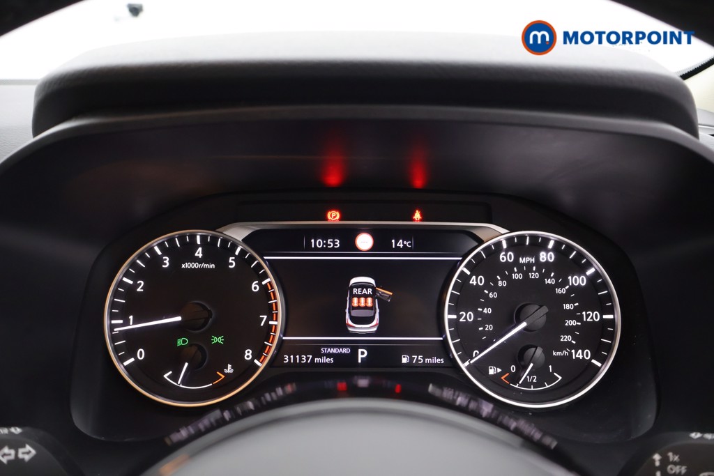 Nissan Qashqai Acenta Premium Automatic Petrol SUV - Stock Number (1577516) - 4th supplementary image