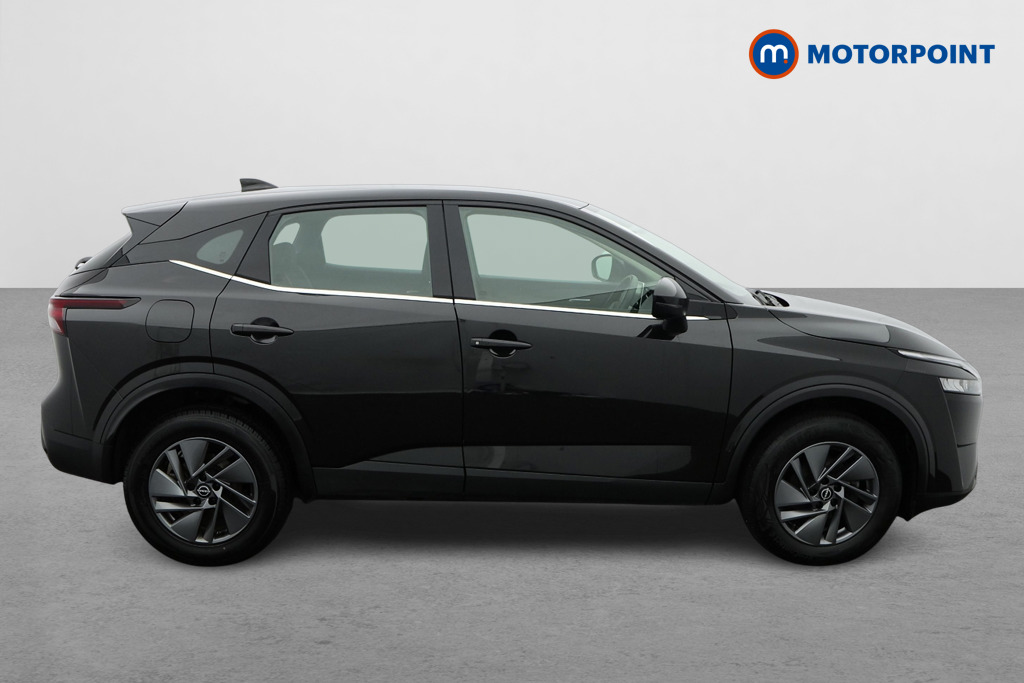 Nissan Qashqai Acenta Premium Automatic Petrol SUV - Stock Number (1577516) - Drivers side